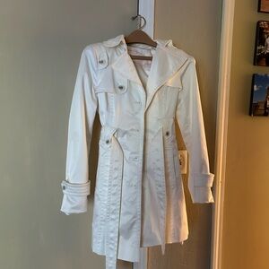 Jessica Simpson Classic White Trench Coat